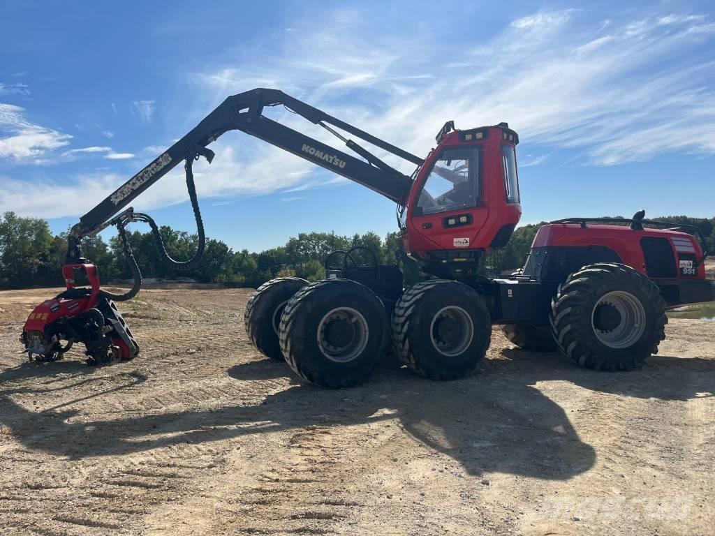 Komatsu 951 Harvesters