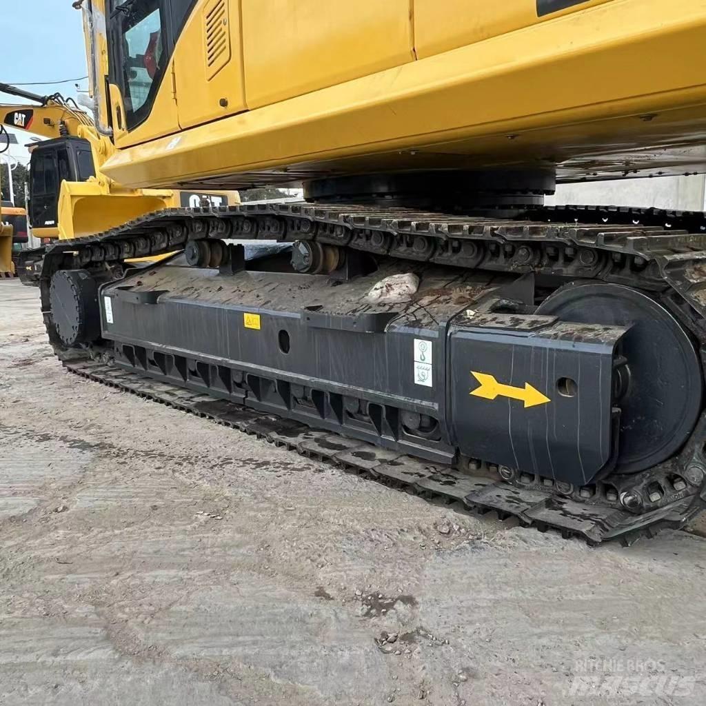 Komatsu PC360-7 Crawler excavators