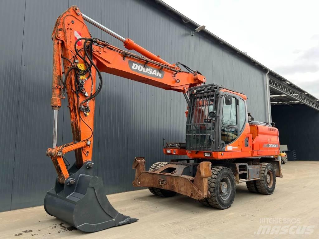 Doosan DX210W Wheeled excavators