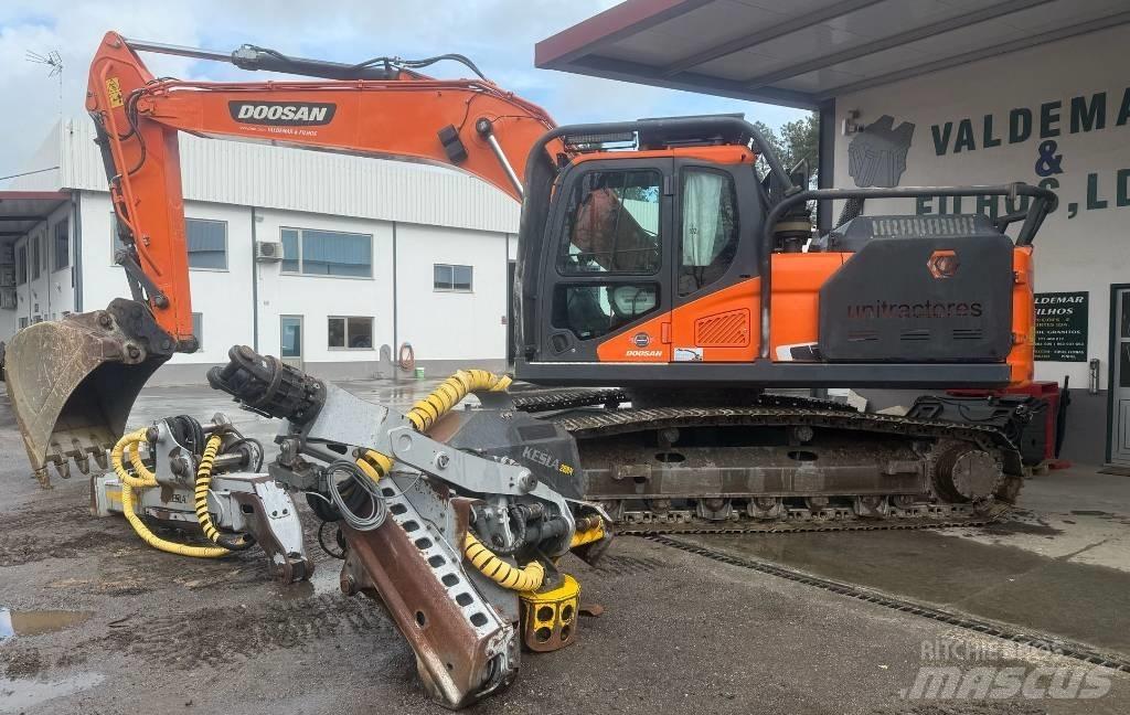 Doosan DX 235 Harwarders