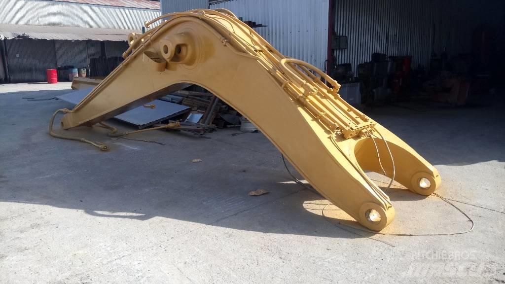 CAT 245 Booms and arms