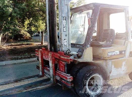 CAT DP 45 K Diesel trucks