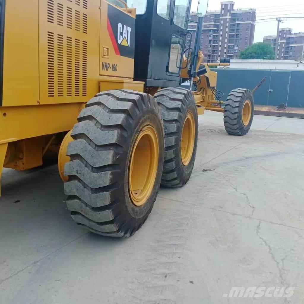 CAT 140 H Graders