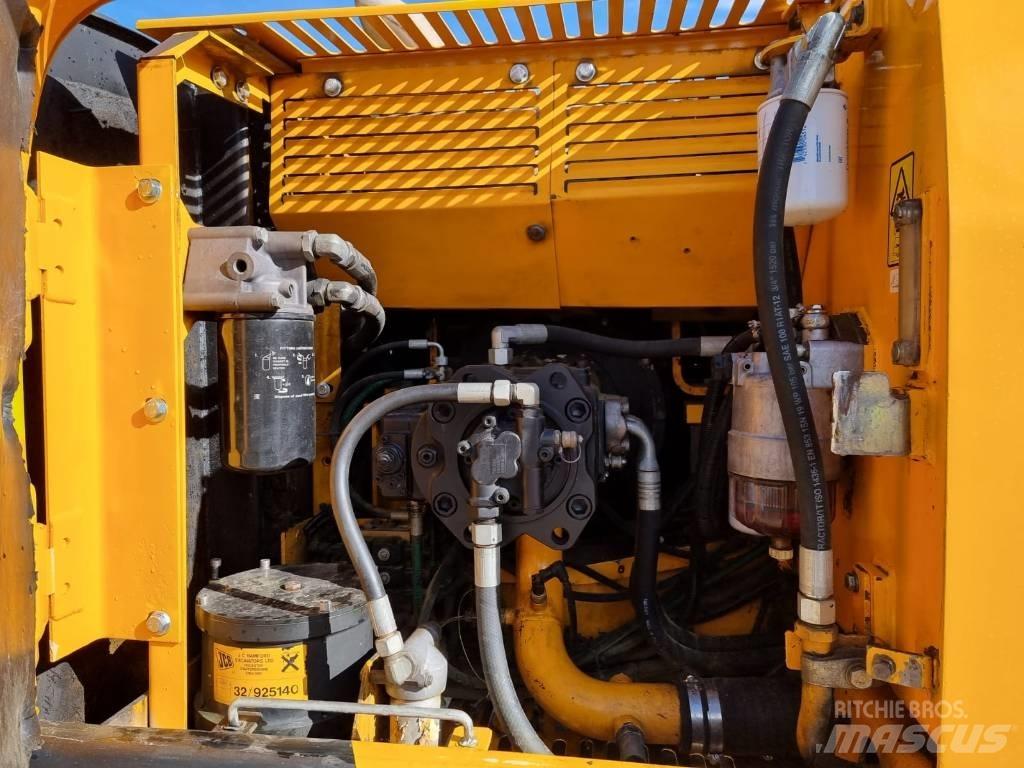JCB JS 200 LC Crawler excavators