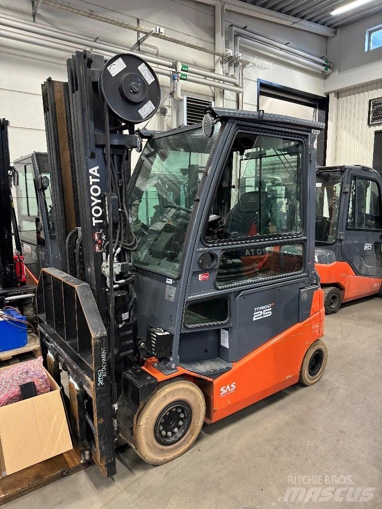 Toyota 8FBMKT25 Electric forklift trucks