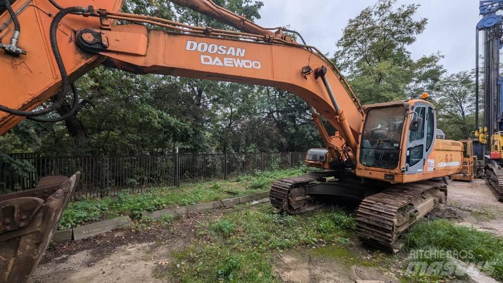 Doosan DX 340 LC Crawler excavators