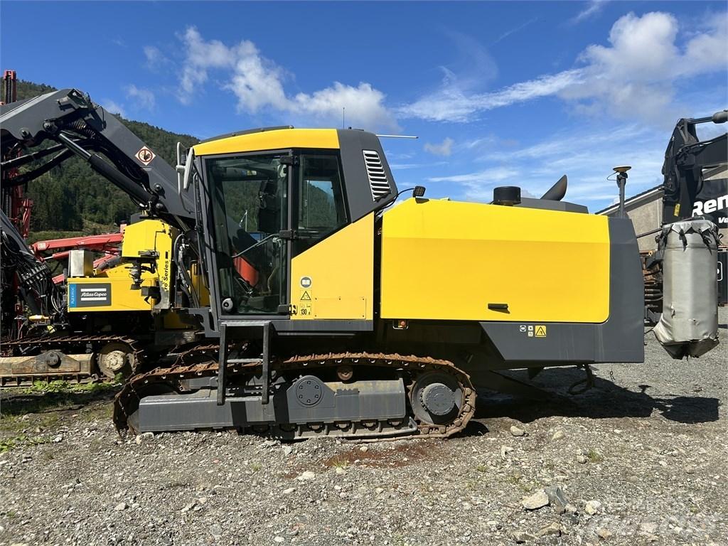 Epiroc T 40 R Surface drill rigs