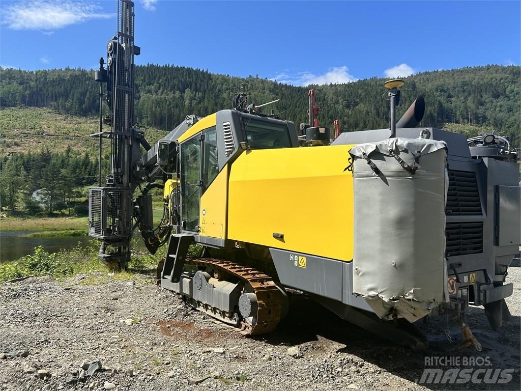 Epiroc T 40 R Surface drill rigs