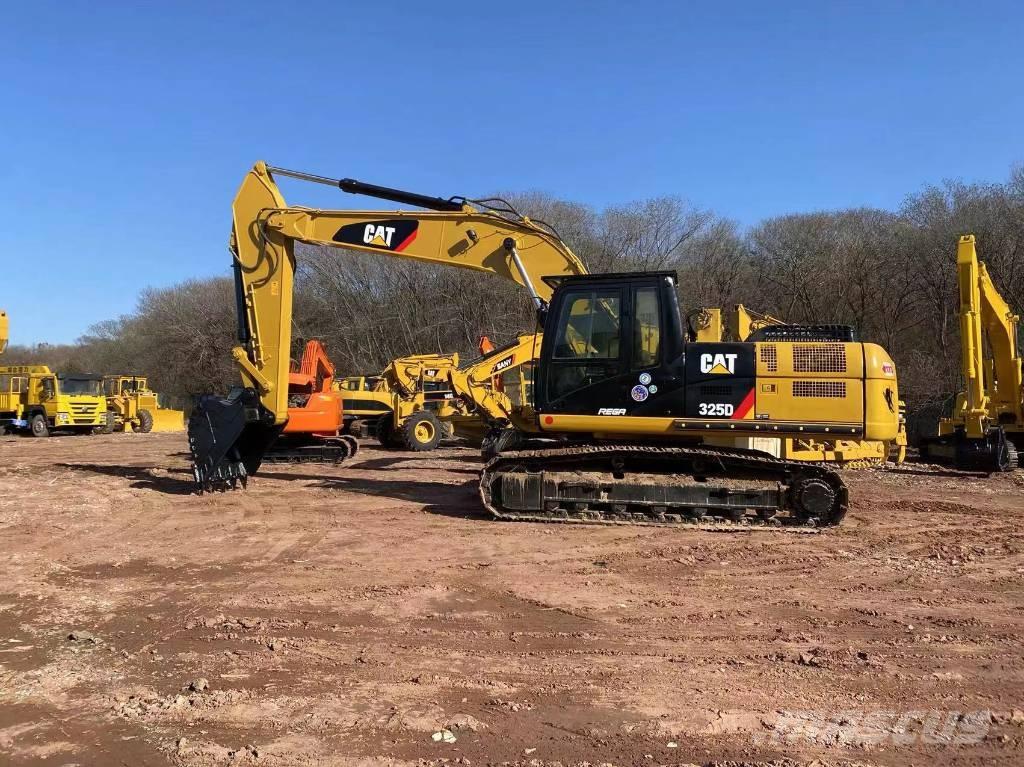 CAT 325 D Crawler excavators