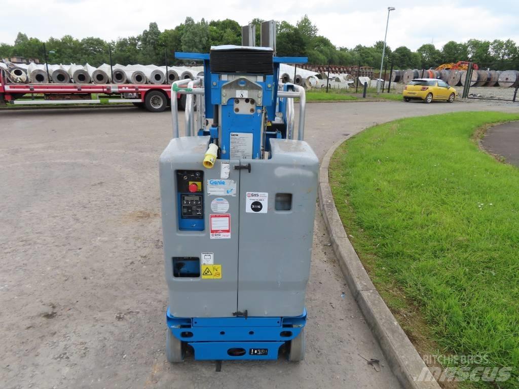 Genie GR 15 Used Personnel lifts and access elevators
