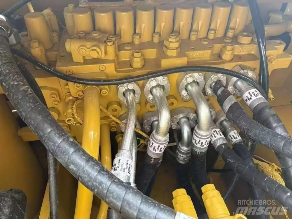 CAT 323GC Crawler excavators