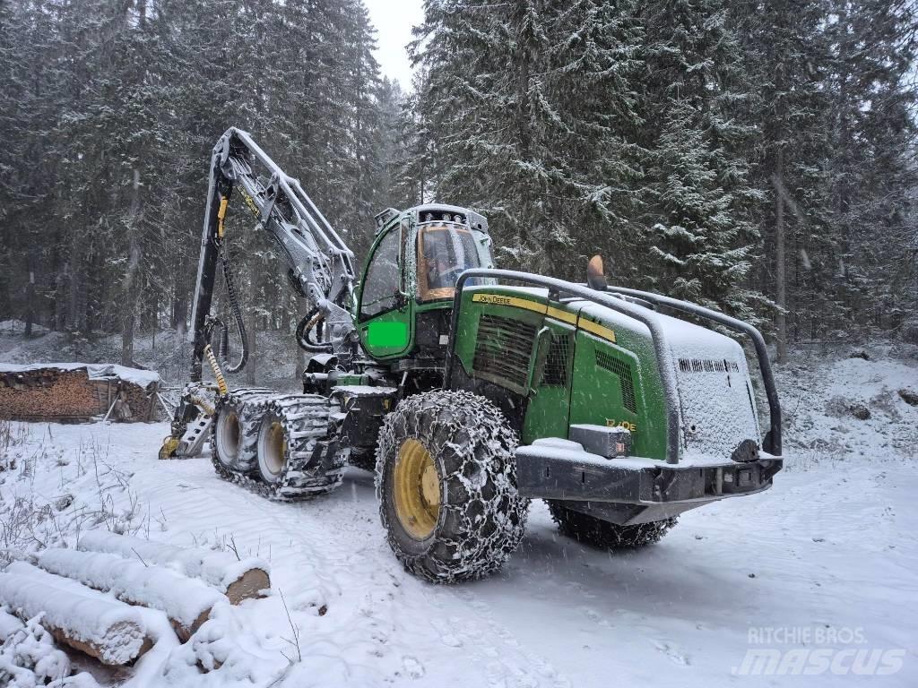 John Deere 1270E Harvesters