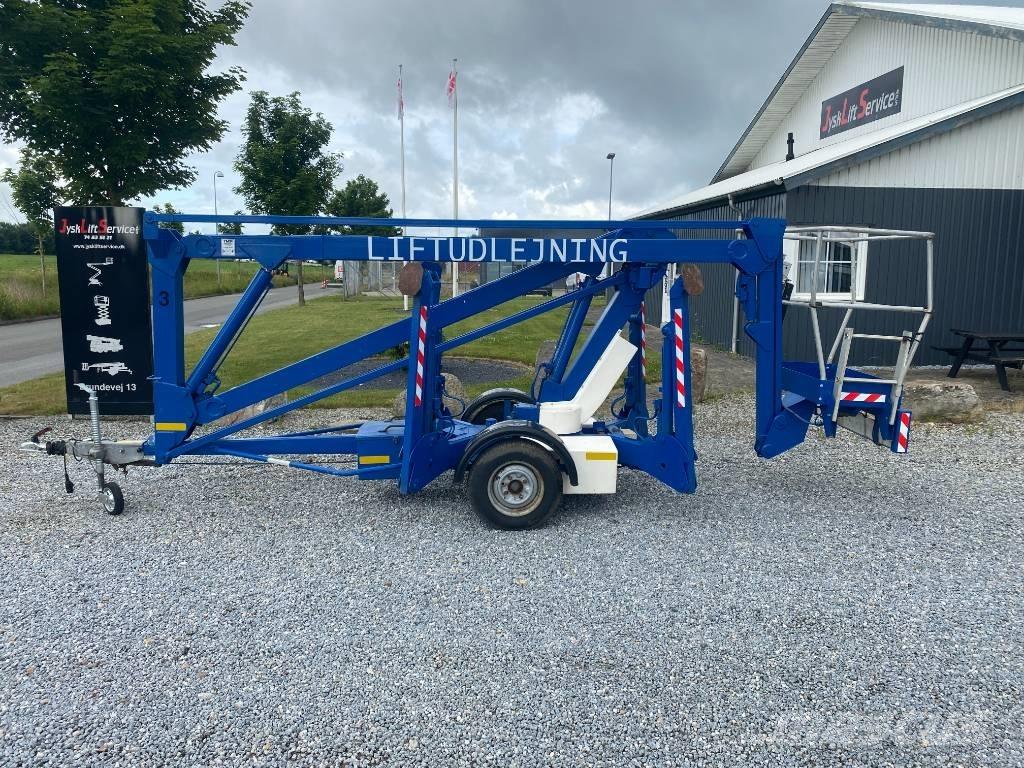 UpRight TL38 Trailer mounted platforms