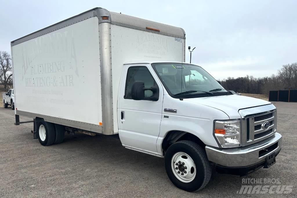 Ford E 350 SD Box trucks