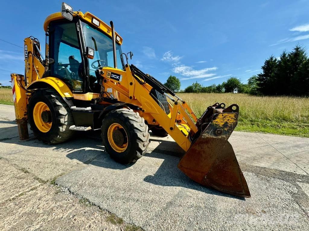 JCB 3 CX Backhoe