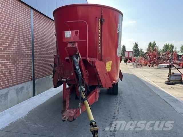 Peecon 26M³ Feed mixer