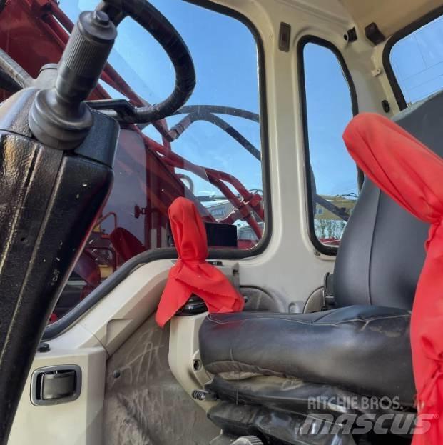 Doosan DX150W-9C Wheeled excavators