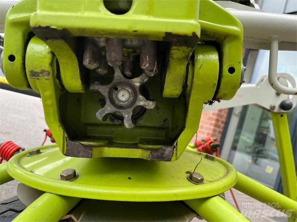 CLAAS Volto 1100 Rakes and tedders