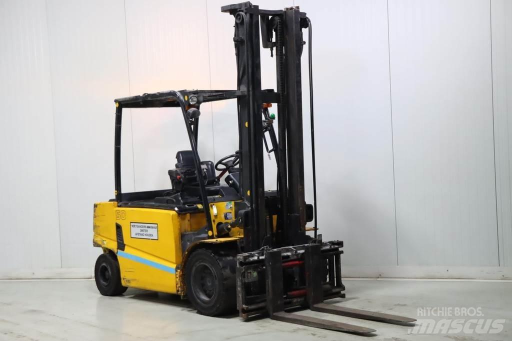 Hyundai 50B-9 Electric forklift trucks