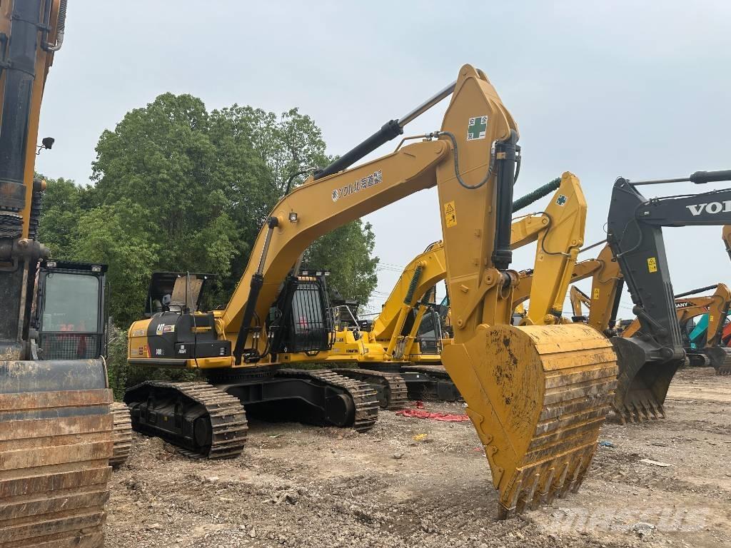Hyundai 340 Crawler excavators