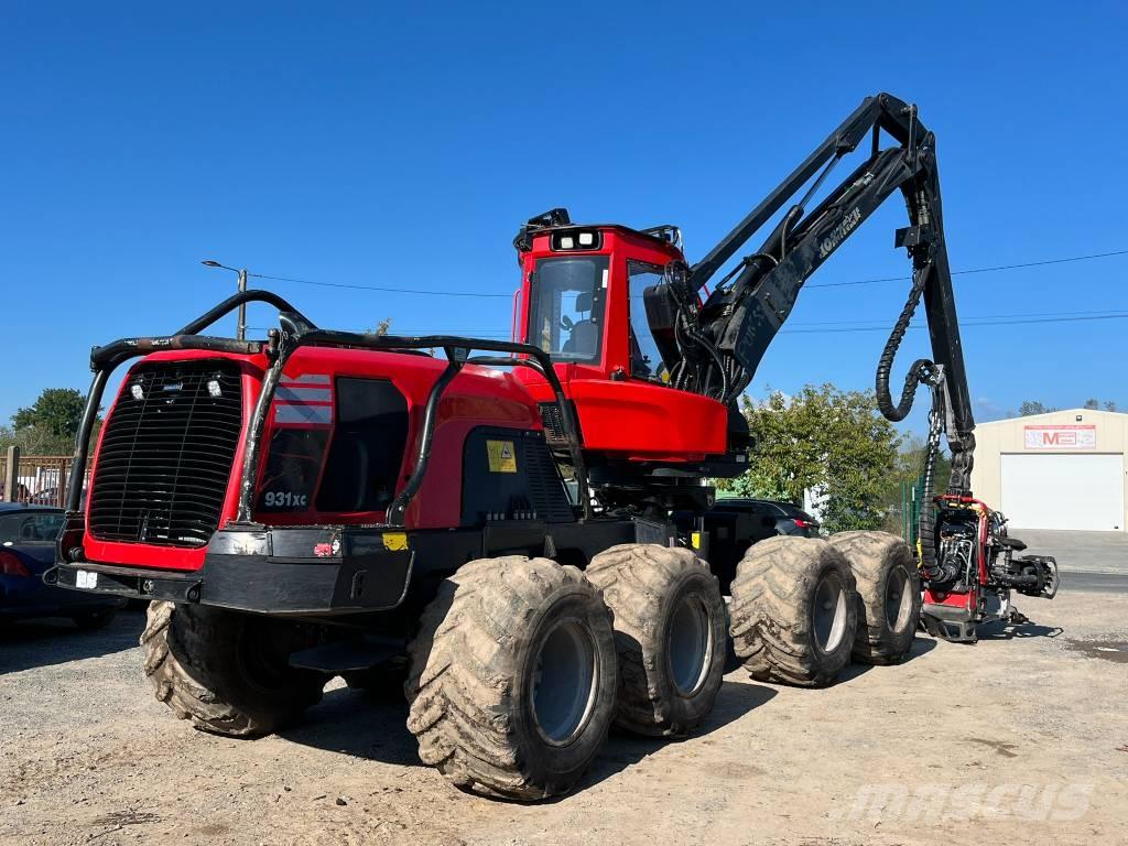 Komatsu 931 XC Harvesters