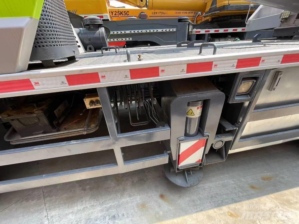 Zoomlion ZCT251V All terrain cranes