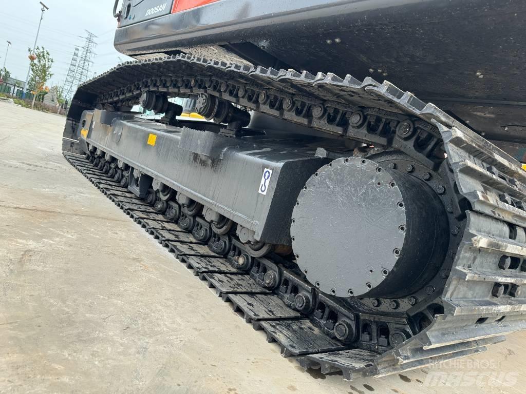 Doosan DX 225 LC-9C Crawler excavators