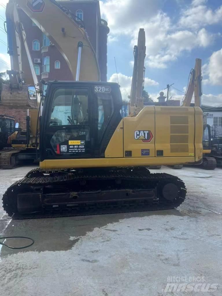 CAT 320 Crawler excavators