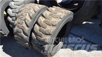 Bobcat Pneus 10-16.5 Tyres, wheels and rims