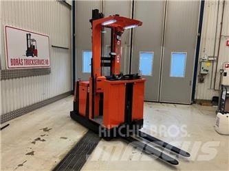 Toyota OM 100 M High lift order picker