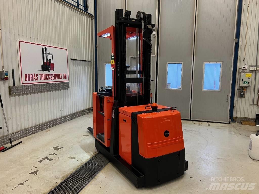 Toyota OM 100 M High lift order picker