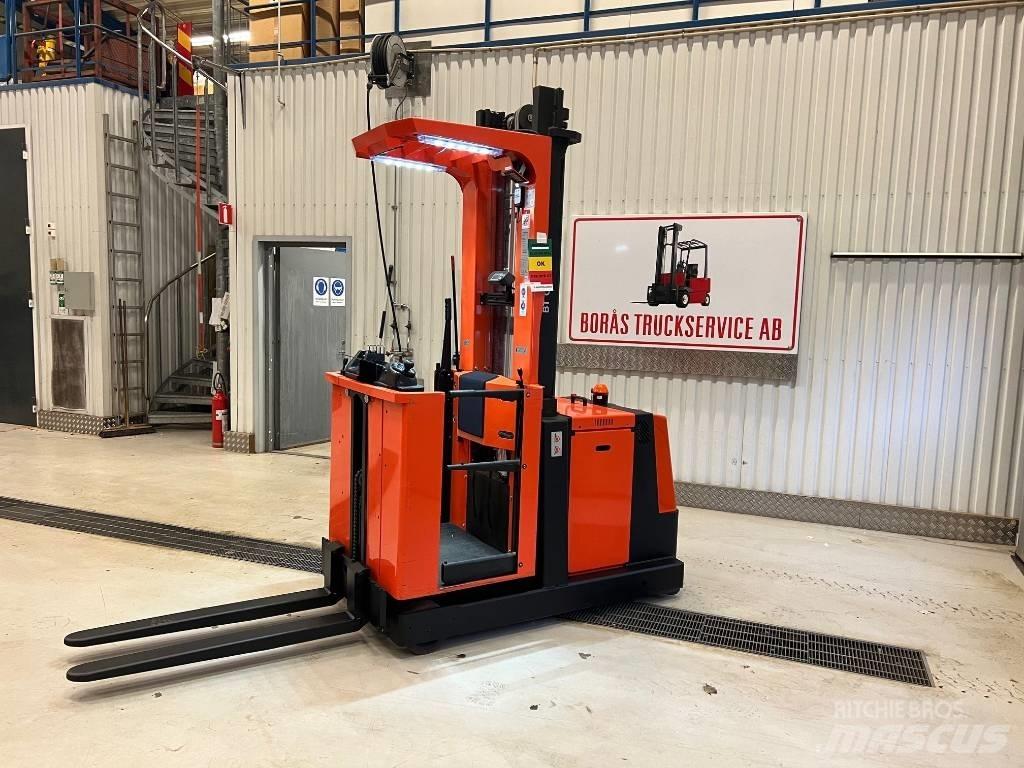 Toyota OM 100 M High lift order picker