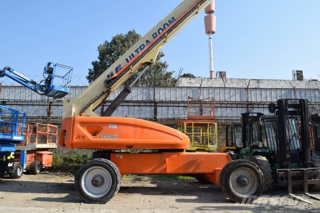 JLG 1350 SJP Telescopic boom lifts
