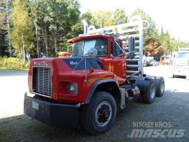 Mack RB 688 S Prime Movers