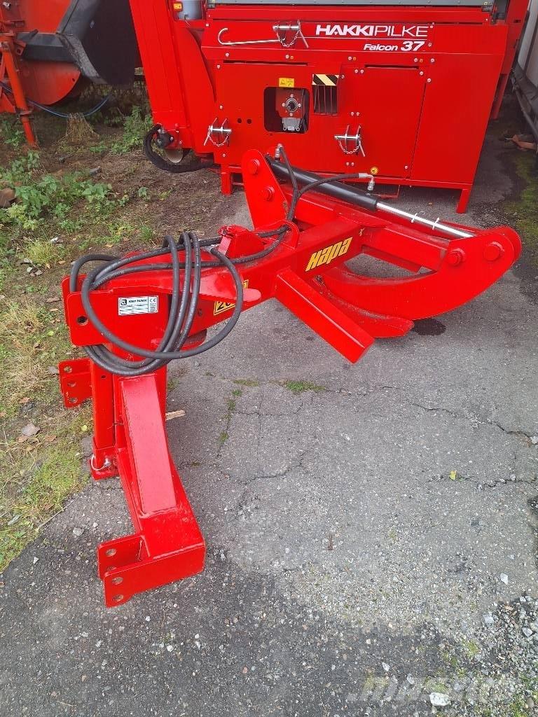 Hapa juontokoura Farm machinery