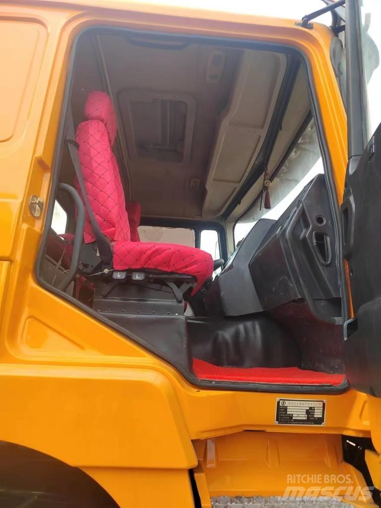 Shacman F3000 6X4 Tipper trucks