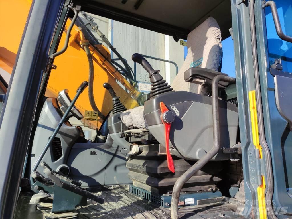 Hyundai HX220NL Crawler excavators