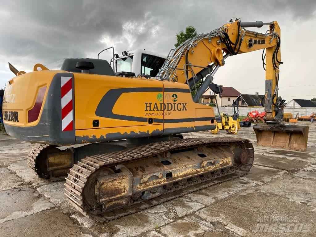 Liebherr 924 Crawler excavators