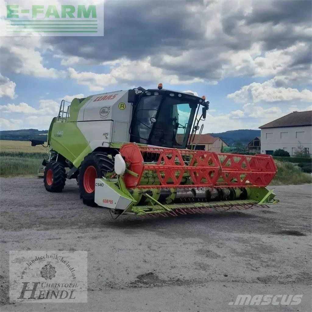 CLAAS tucano 440 Combine harvesters