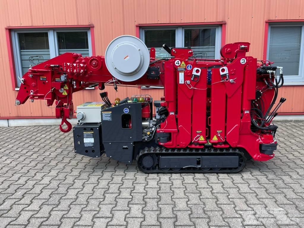 Unic URW-295-2 Track mounted cranes