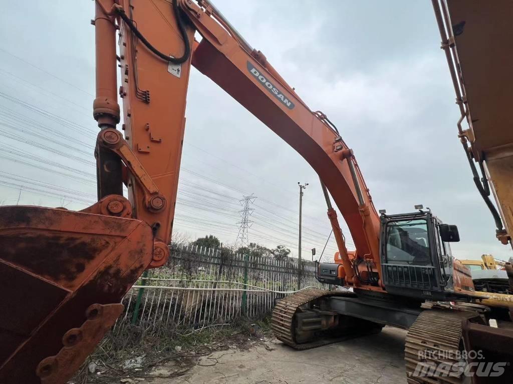Doosan DX 500 LCA Crawler excavators
