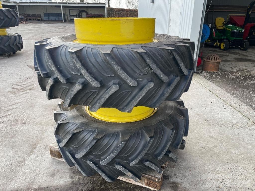 Taurus 16.9-28 Tyres, wheels and rims