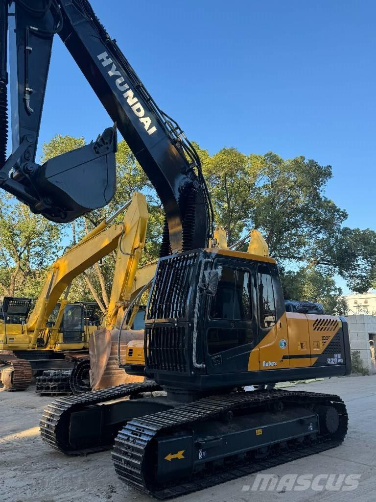 Hyundai HX 220HD Mini excavators  7t - 12t