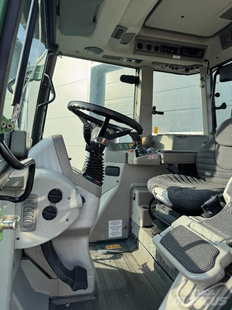 Fendt 820 Vario TMS Tractors