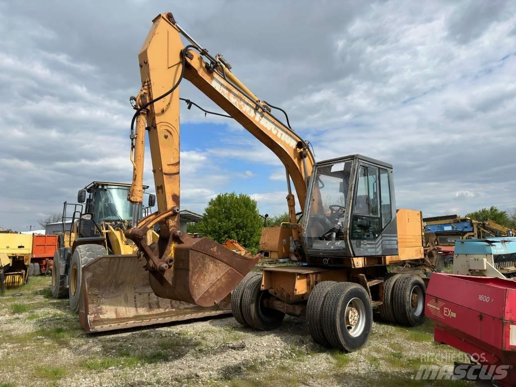 CASE 588-P Wheeled excavators