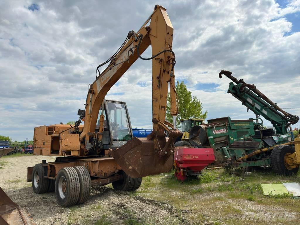 CASE 588-P Wheeled excavators