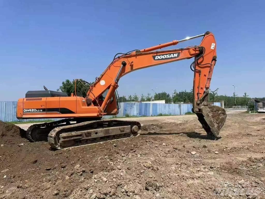 Doosan DH370 Crawler excavators