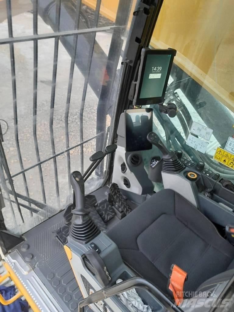 CAT 395 Crawler excavators