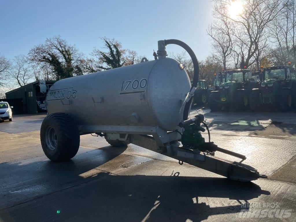 Major 1700 Slurry tankers