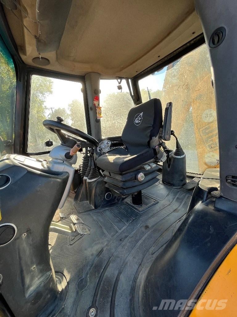 JCB 4 CX Backhoe